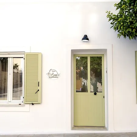 Eva's Paradise Syros